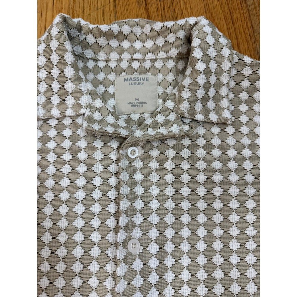 Massive Luxury Men's M Trendy Retro Diamond Open Knit Button Down Camp Resort